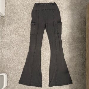 Out from under flare leggings/lounge pants size X small